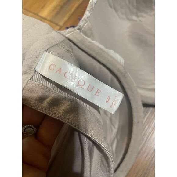 Cacique lightly lined full coverage bra - Picture 2 of 7